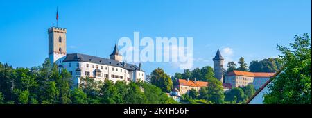 Rozmberk - romantico castello nella Boemia del Sud Foto Stock