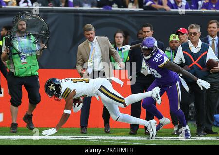 Londra, Regno Unito. 2nd ottobre 2022; Tottenham Hotspur Stadium. Tottenham, Londra, Inghilterra; NFL UK football, Minnesota Vikings versus The New Orleans Saints: New Orleans Saints Wide receiver tre'Quan Smith Credit: Action Plus Sports Images/Alamy Live News Foto Stock