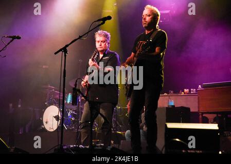 Gran Teatro Geox, Padova, Italia, 02 ottobre 2022, Crows Concounting Live at Geox in Padova - Immergluck e Bryson durante il Concounting Crows - The Butter M Foto Stock