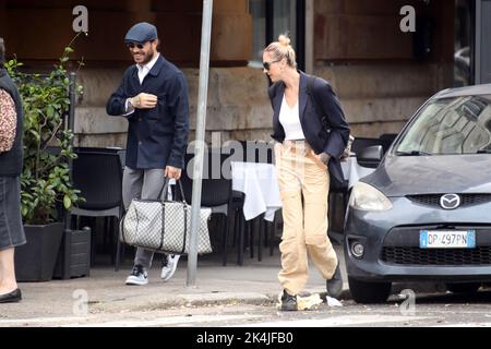 Roma, . 11th Feb, 2021. * NO WEB * * EXCLUSIVE SPECIAL FEE * Roma, Emma Stokolma con Angelo Madonia come coppia per ballare con le stelle che frequentano anche fuori dagli studi e dalle palestre dove provano per la trasmissione. Credit: Independent Photo Agency/Alamy Live News Foto Stock