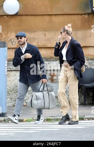 Roma, . 11th Feb, 2021. * NO WEB * * EXCLUSIVE SPECIAL FEE * Roma, Emma Stokolma con Angelo Madonia come coppia per ballare con le stelle che frequentano anche fuori dagli studi e dalle palestre dove provano per la trasmissione. Credit: Independent Photo Agency/Alamy Live News Foto Stock