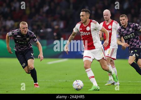 AMSTERDAM, PAESI BASSI - 1 OTTOBRE: Lucas Ocampos di Ajax durante la partita olandese di Eredivie tra AFC Ajax e Passi pure Eagles presso l'Arena Johan Cruijff il 1 ottobre 2022 ad Amsterdam, Paesi Bassi (Foto di Henny Meyerink/BSR Agency) Foto Stock