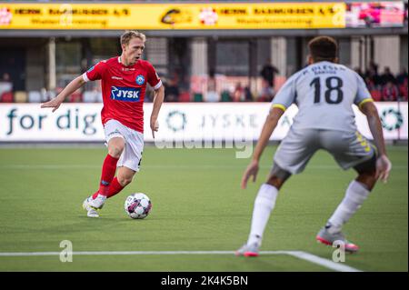 Silkeborg, Danimarca. 02nd Ott 2022. Anders Klynge (21) di Silkeborg SE visto durante il Superliga match 3F tra Silkeborg IF e AC Horsens al Jysk Park di Silkeborg. (Photo Credit: Gonzales Photo/Alamy Live News Foto Stock