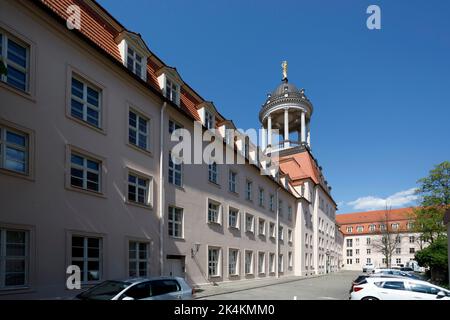 Fondazione Grande Orfanotrofio a Potsdam nel complesso edilizio dell'ex Grande Orfanotrofio militare a Potsdam, Monopteros con Caritas dorata in cima Foto Stock