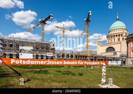 'Building for Potsdam', grande cantiere nel centro vicino al parlamento di Stato e alla Nikolaikirche Foto Stock