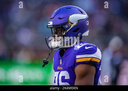 LONDRA, REGNO UNITO. 02th, ottobre 2022. Kene Nwangwu of Minnesota Vikings guarda su durante la NFL 2022 London Series - Minnesota Vikings vs New Orleans Saints al Tottenham Hotspur Stadium Domenica, 02 Ottobre 2022. LONDRA INGHILTERRA. Credit: Taka G Wu/Alamy Live News Foto Stock