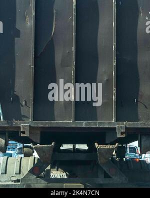 Portellone dei carrelli sulle autostrade Foto Stock