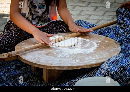 Arrotolare la pasta per la colazione turca Foto Stock
