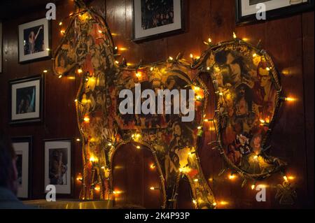 All'interno del Stone Pony ad Asbury Park, NJ, una leggendaria sede musicale famosa per il lancio di carriere di leggende musicali come Bruce Springsteen. Foto Stock