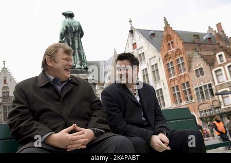 BRENDAN GLEESON, Colin Farrell, a Bruges, 2008 Foto Stock