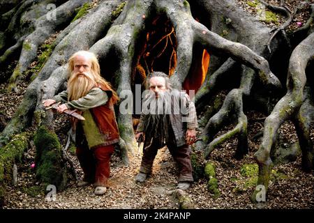 PETER DINKLAGE, WARWICK DAVIS, Le cronache di Narnia: Il principe Caspian, 2008 Foto Stock