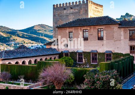 L'Alhambra di Granada, Spagna. Vista sui palazzi Nazari. Foto Stock