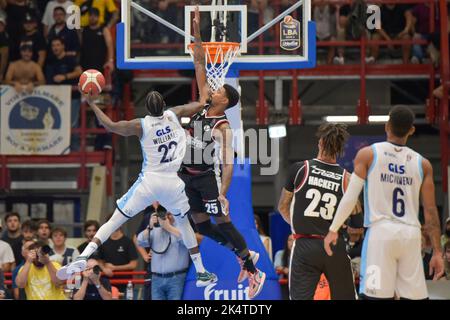 Andrea Paleari Jogador Benevento Durante Jogo Campeonato Italiano Serie  Entre — Fotografia de Stock Editorial © VincenzoIzzo #535949916