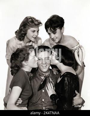 Jan Shepard, Liliane Montevecchi, Dolores Hart, Elvis Presley, Caroline Jones. Re Creolo pubblicità foto. 1958. Foto Stock