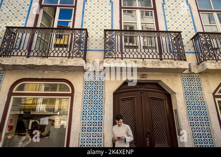 Decoro su un edificio a Lisbona, Portogallo Foto Stock