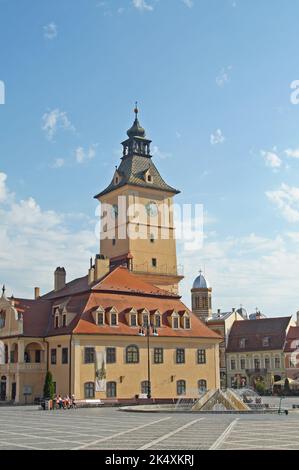 Casa Sfatului / Casa del Consiglio, il vecchio municipio in Piazza del Consiglio (Piata Sfatului), città vecchia di Brasov, Transilvania, Romania Foto Stock