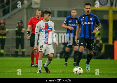 Milano, Italia - ottobre 4 2022 - Inter- Barcellona Champions League - Pedri fc barcelona Credit: Christian Santi/Alamy Live News Foto Stock