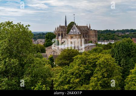 Si affaccia a sud sulla storica città di Arundel, nel Sussex occidentale, nel sud dell'Inghilterra, nel Regno Unito. Foto Stock