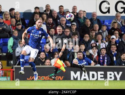 Ipswich, Regno Unito. 04th Ott 2022. WES Burns of Ipswich Town in azione durante la Sky Bet League una partita tra Ipswich Town e Cambridge United a Portman Road il 4th 2022 ottobre a Ipswich, Inghilterra. (Foto di Mick Kearns/phcimages.com) Credit: PHC Images/Alamy Live News Foto Stock