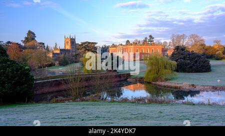 Melbourne, Regno Unito - 3 aprile 2022: Frostia alba sul Staunton Harold Park, Leicestershire Foto Stock