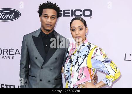 (FILE) Tia Mowry file per divorzio da Cory Hardrict dopo 14 anni di matrimonio. TIA Mowry sta concludendo il suo matrimonio con Cory Hardrict dopo 14 anni. Martedì 4 ottobre 2022 la stella "sorella, sorella" si è scagliata sul suo Instagram per condividere le notizie. BEVERLY HILLS, LOS ANGELES, CALIFORNIA, USA - FEBBRAIO 06: L'attore americano Cory Hardrict e la moglie/attrice americana Tia Mowry (Tia Dashon Mowry-Hardrict) arrivano al pranzo annuale 2020 13th ESSENCE Black Women in Hollywood Awards che si tiene al Beverly Wilshire, Un hotel Four Seasons il 6 febbraio 2020 a Beverly Hills, Los Angeles, California, United Stat Foto Stock