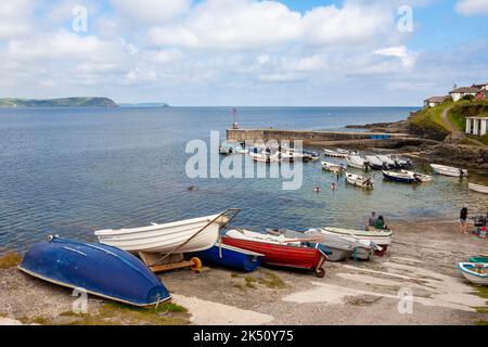 Il piccolo porto di Portscatho, Gerrans Bay, Roseland Peninsula, Cornovaglia, Regno Unito Foto Stock