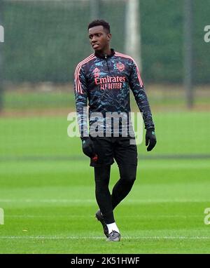 Eddie Nketiah dell’Arsenal durante una sessione di allenamento a London Colney. Data immagine: Mercoledì 5 ottobre 2022. Foto Stock