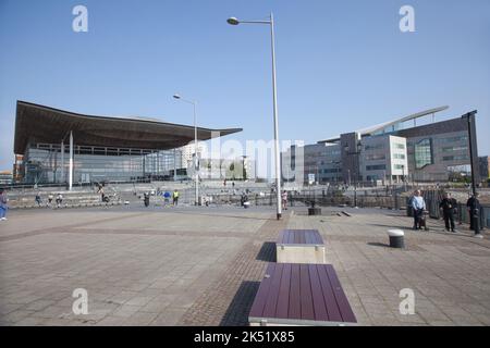 Vista sulla baia di Cardiff a Cardiff, Galles nel Regno Unito Foto Stock