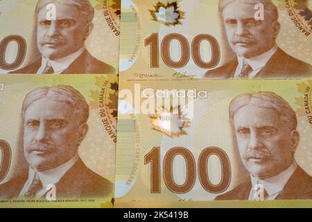 Nuove fatture canadesi da 100 dollari. Foto Stock