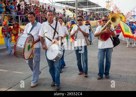 Colombia, Carnaval nella città settentrionale di Barranquilla è il più importante del paese e famoso nel mondo. Le numerose sfilate e la festa della musica Foto Stock