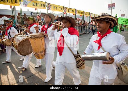 Colombia, Carnaval nella città settentrionale di Barranquilla è il più importante del paese e famoso nel mondo. Le numerose sfilate e la festa della musica Foto Stock