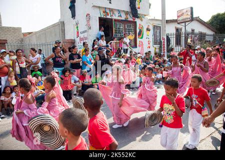 Colombia, Carnaval nella città settentrionale di Barranquilla è il più importante del paese e famoso nel mondo. Le numerose sfilate e la musica festi Foto Stock