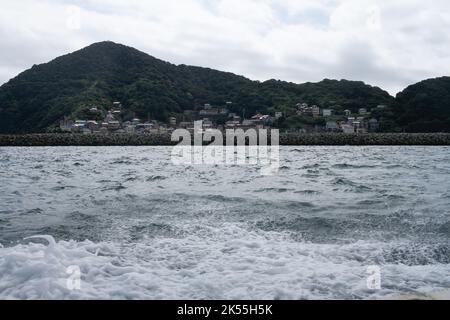 Irago, Aichi, Giappone, 2022/24/09 - Kami-shima è un'isola abitata situata nella baia di ISE, al largo della costa orientale del centro di Honshu, Giappone. Viene amministrato Foto Stock