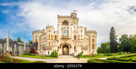 Castello di Hluboka, castello storico di Hluboka nad Vltavou nella Boemia meridionale, Repubblica Ceca Foto Stock