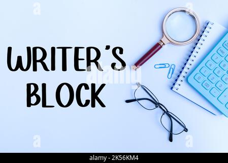 Scrittura a mano del testo Writer's Block, Word scritto a condizione di non essere in grado di pensare a cosa scrivere Foto Stock