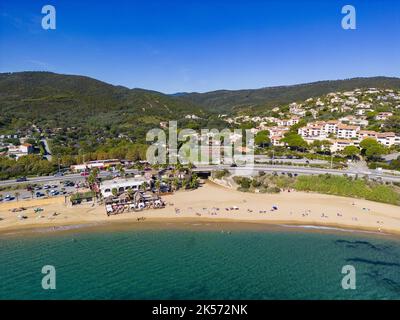 Francia, Var (83), Roquebrune sur Argens, Les Issambres, la spiaggia di la Gaillarde (veduta aerea) Foto Stock