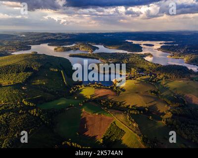 Francia, Creuse e Haute Vienne, Vassiviere lago (vista aerea) Foto Stock