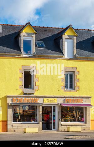 Francia, Finistere, Plobannalec-Lesconil, tappa sul sentiero costiero o GR 34 lunga distanza Foto Stock