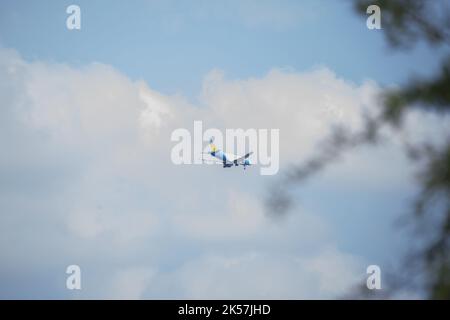 ALLEGIANT AIRLINES PLANE, AUSTIN, TEXAS/USA – GIUGNO 09 2019: Aereo di Allegiant Airlines che vola in aereo verso o da Austin-Bergstrom Foto Stock