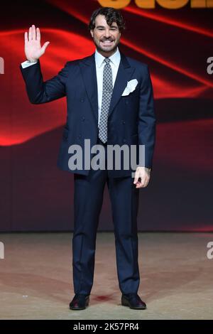 Roma, Italia. 06th Ott 2022. Angelo Madonia partecipa alla fotocall del programma "Ballando con le stelle" all'Auditorium Rai di Foro Italico. Credit: SOPA Images Limited/Alamy Live News Foto Stock