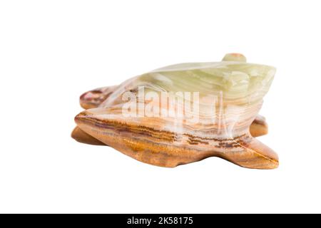 Una rana fatta di onice portando Buona fortuna. Isolato sopra il bakcground bianco. Primo piano. Foto Stock
