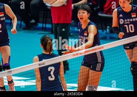 ROTTERDAM, PAESI BASSI - 6 OTTOBRE: Linyu Diao di Cina durante la partita di fase 2 del Pool e tra Cina e Paesi Bassi il giorno 13 del Campionato Mondiale di Volley FIVB 2022 al Rotterdam Ahoy il 6 ottobre 2022 a Rotterdam, Paesi Bassi (Foto di René Nijhuis/Orange Pictures) Foto Stock