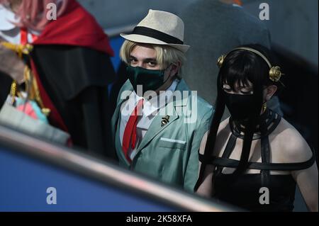 New York, Stati Uniti. 06th Ott 2022. I cosplayers partecipano al New York Comic con 2022 a New York, NY, 06 ottobre 2022. (Foto di Anthony Behar/Sipa USA) Credit: Sipa USA/Alamy Live News Foto Stock