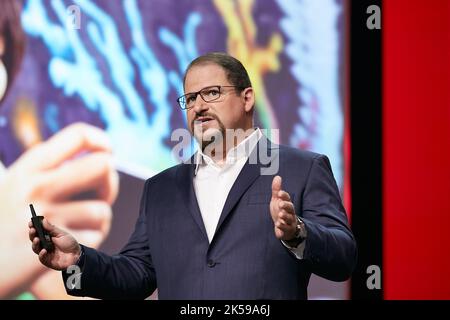 02.09.2022, Germania, Berlino, Berlino - Cristiano Amon, CEO e Presidente di Qualcomm, terrà il discorso di apertura all'IFA 2022. Qualcomm è un compan Foto Stock