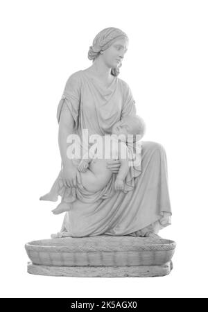 Antica statua. La scultura della Madre di Mosè di Heinrich Imhoff nel Museo statale dell'Hermitage. Foto isolata con tracciato di ritaglio Foto Stock