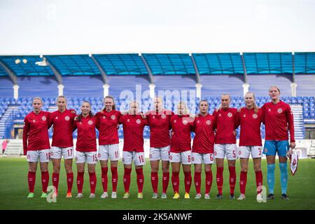 Poprad, Slovacchia, 5th ottobre 2022. La squadra danese si è allenata durante la partita di qualificazione UEFA Women's U19 Euro 2023 tra Slovacchia e Danimarca presso il National Training Center di Poprad, Slovacchia. Ottobre 5, 2022. Credito: Nikola Krstic/Alamy Foto Stock