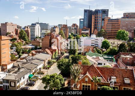 Bogota Colombia,Chapinero Norte,vista skyline città alto-edificio residenziale case aeree urbane sovrastante,colombiani ispanici Foto Stock