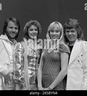 ABBA - Top of the Pops - 1974 - Money, Money, Money - Swedish Pop Group. Foto Stock