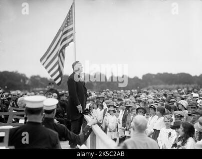 Riunione confederata - il Segretario Daniels interviene il giorno della registrazione, 1917. Washington, D.C. Foto Stock