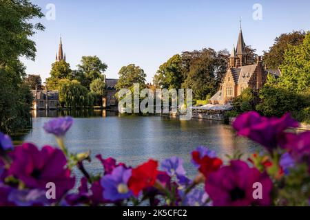 Minnewwater. Bruges, Fiandre, Belgio. Foto Stock